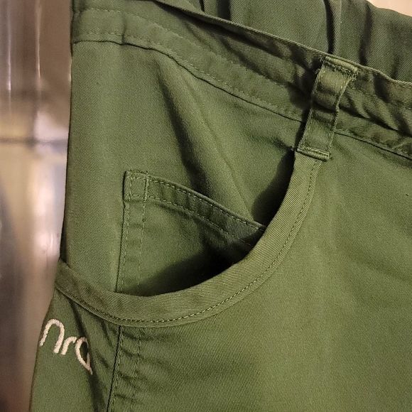 NRG by Barco, Scrub Pants, Green,Belt hoops,4 tool pockets, nonstring - Picture 4 of 9